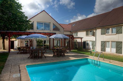 Western Amarys & Hotel 3*